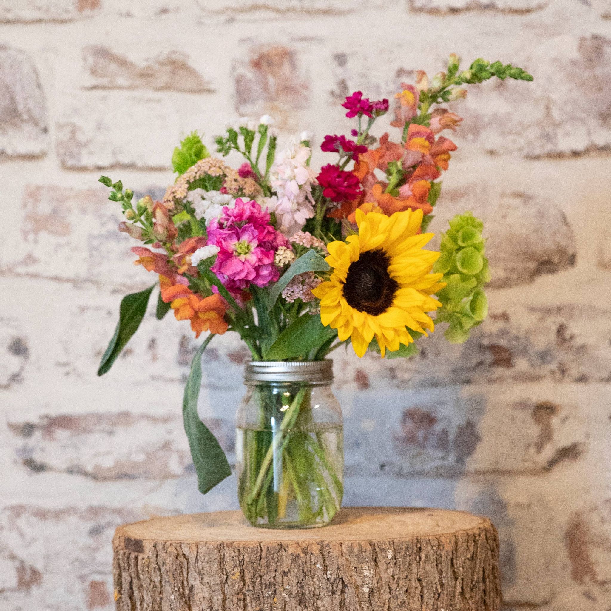 1. Seasonal Bouquets - Image 10